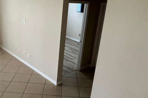 House in Davenport, Florida 4 bedrooms, 312.52 sq.m. № 1631352 - photo 16