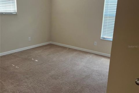 House in Davenport, Florida 4 bedrooms, 312.52 sq.m. № 1631352 - photo 12