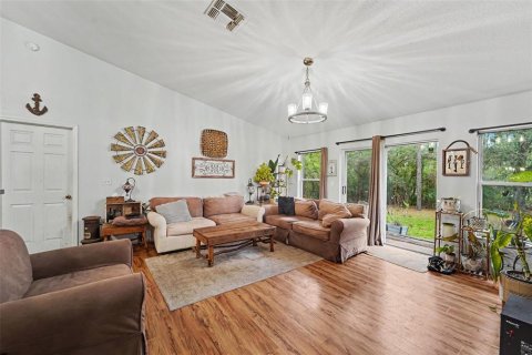 House in Citrus Springs, Florida 3 bedrooms, 173.17 sq.m. № 2226346 - photo 2