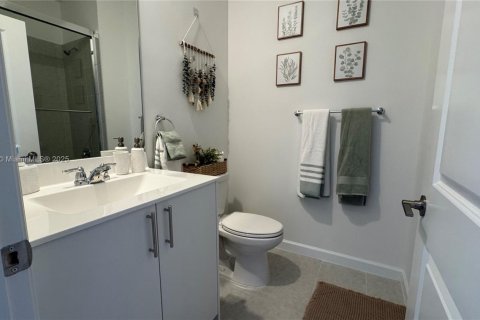 Townhouse in Homestead, Florida 4 bedrooms, 167.87 sq.m. № 1838652 - photo 10