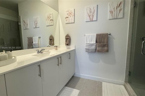 Townhouse in Homestead, Florida 4 bedrooms, 167.87 sq.m. № 1838652 - photo 7