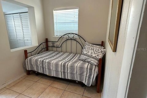 House in Orlando, Florida 3 bedrooms, 137.87 sq.m. № 2314117 - photo 21