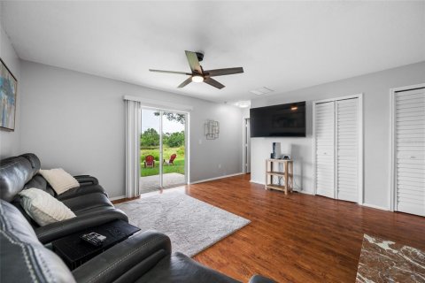 Casa en venta en Odessa, Florida, 4 dormitorios, 181.16 m2 № 2225844 - foto 15