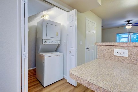 Touwnhouse à vendre à Punta Gorda, Floride: 2 chambres, 102.75 m2 № 2116965 - photo 13