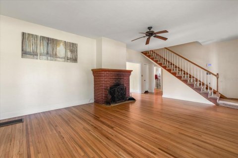 House in Clearwater, Florida 4 bedrooms, 180.6 sq.m. № 1643107 - photo 7