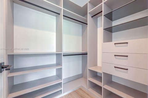 Купить таунхаус в Майами, Флорида 7 комнат, 246.66м2, № 2047473 - фото 18