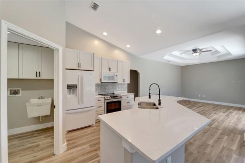 Villa ou maison à vendre à Venice, Floride: 3 chambres, 193.89 m2 № 1677094 - photo 13