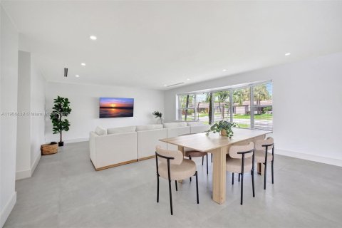 Villa ou maison à vendre à Fort Lauderdale, Floride: 3 chambres, 190.26 m2 № 1964683 - photo 3