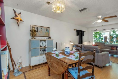 Condominio en venta en Clearwater, Florida, 2 dormitorios, 73.39 m2 № 1837786 - foto 25