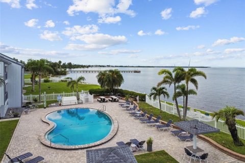 Condo in Ruskin, Florida, 2 bedrooms  № 1879714 - photo 4