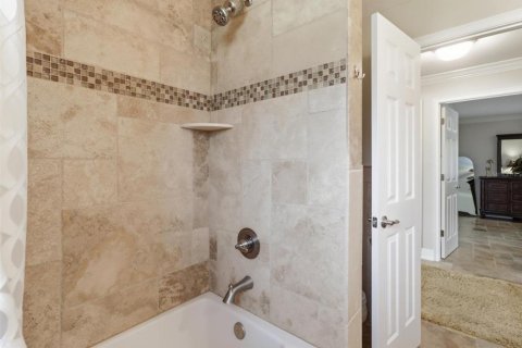 House in Crystal River, Florida 2 bedrooms, 127.83 sq.m. № 2208421 - photo 22