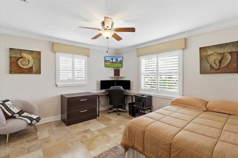 House in Crystal River, Florida 2 bedrooms, 127.83 sq.m. № 2208421 - photo 19