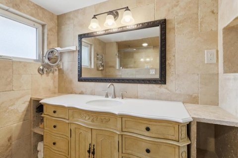 House in Crystal River, Florida 2 bedrooms, 127.83 sq.m. № 2208421 - photo 25