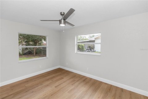 House in Orlando, Florida 3 bedrooms, 143.53 sq.m. № 2237366 - photo 17