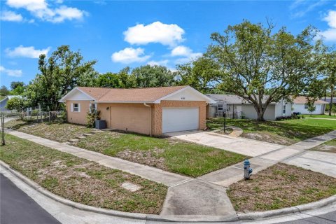 House in Orlando, Florida 3 bedrooms, 143.53 sq.m. № 2237366 - photo 5