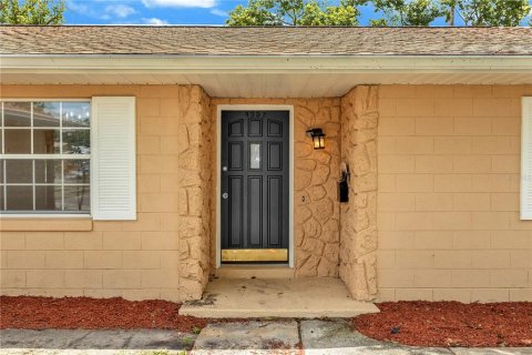 House in Orlando, Florida 3 bedrooms, 143.53 sq.m. № 2237366 - photo 7