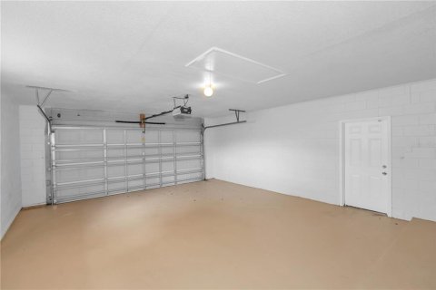 House in Orlando, Florida 3 bedrooms, 143.53 sq.m. № 2237366 - photo 24