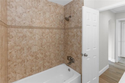 House in Orlando, Florida 3 bedrooms, 143.53 sq.m. № 2237366 - photo 20