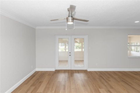 House in Orlando, Florida 3 bedrooms, 143.53 sq.m. № 2237366 - photo 12
