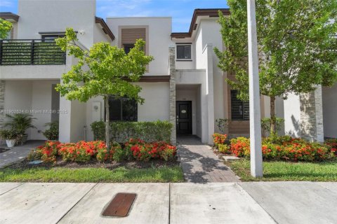 Townhouse in Miami, Florida 3 bedrooms, 122.63 sq.m. № 1952991 - photo 6