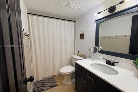 Copropriété à louer à Miami, Floride: 2 chambres, 116.41 m2 № 1963746 - photo 13