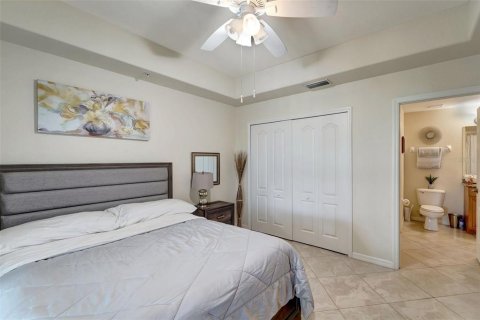 Condo in Venice, Florida, 2 bedrooms  № 1807019 - photo 25