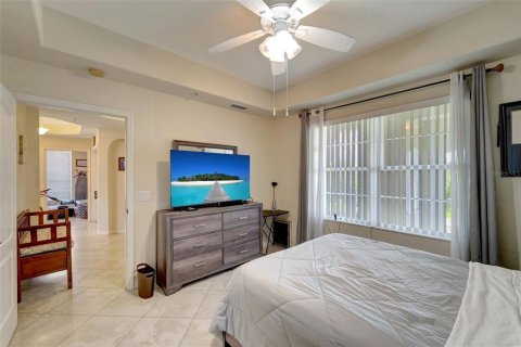 Condo in Venice, Florida, 2 bedrooms  № 1807019 - photo 24