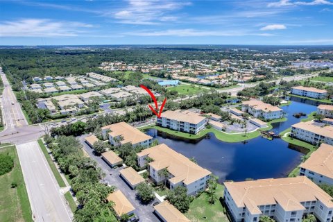 Condo in Venice, Florida, 2 bedrooms  № 1807019 - photo 3