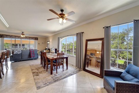 Condo in Venice, Florida, 2 bedrooms  № 1807019 - photo 6