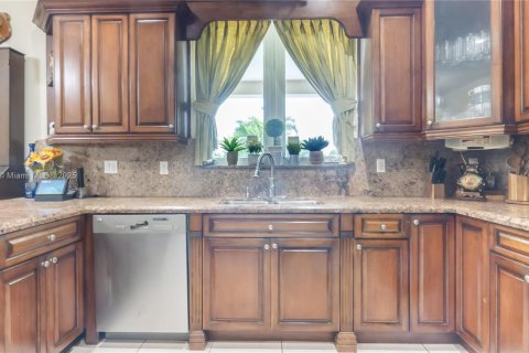 Casa en venta en Palmetto Bay, Florida, 4 dormitorios, 249.44 m2 № 1784215 - foto 13