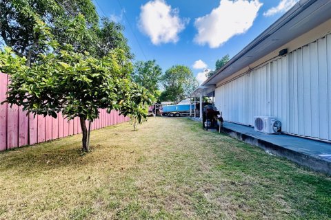 Villa ou maison à vendre à Miami, Floride: 5 chambres, 169.08 m2 № 1881919 - photo 24
