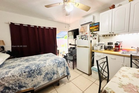 Villa ou maison à vendre à Miami, Floride: 5 chambres, 169.08 m2 № 1881919 - photo 21