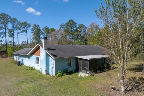 Casa en venta en Bunnell, Florida, 3 dormitorios, 241.55 m2 № 1562030 - foto 1