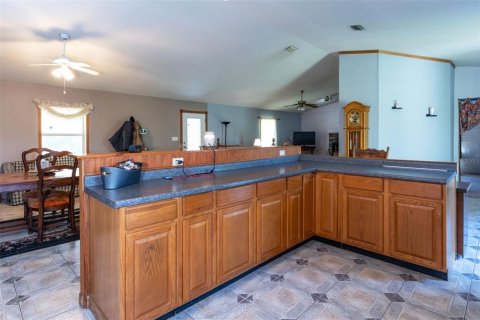 Casa en venta en Bunnell, Florida, 3 dormitorios, 241.55 m2 № 1562030 - foto 6