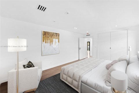 Villa ou maison à louer à Miami, Floride: 4 chambres, 236.62 m2 № 1748235 - photo 15