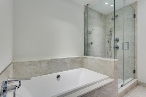 Condominio en venta en Miami, Florida, 2 dormitorios, 107.86 m2 № 2146404 - foto 12