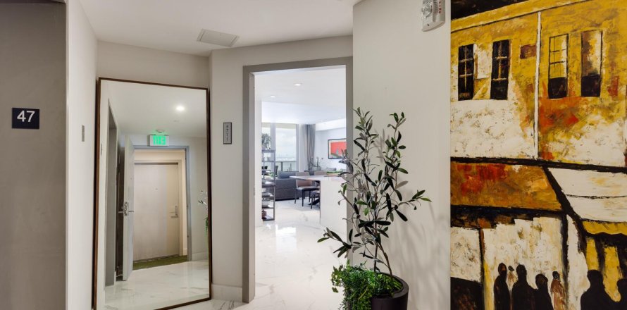 Condominio en Miami, Florida, 2 dormitorios № 2146404