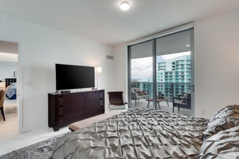 Condominio en venta en Miami, Florida, 2 dormitorios, 107.86 m2 № 2146404 - foto 10
