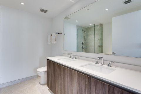 Condominio en venta en Miami, Florida, 2 dormitorios, 107.86 m2 № 2146404 - foto 11