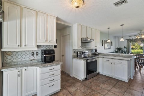 Villa ou maison à vendre à Englewood, Floride: 4 chambres, 175.96 m2 № 1800358 - photo 8