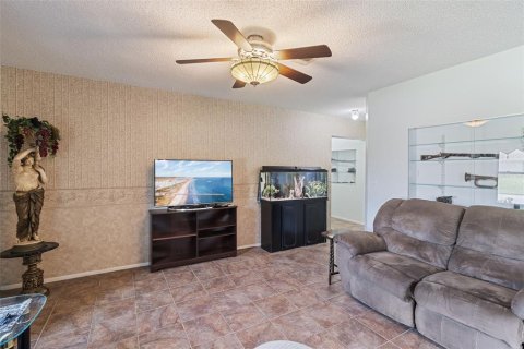 Villa ou maison à vendre à Englewood, Floride: 4 chambres, 175.96 m2 № 1800358 - photo 11