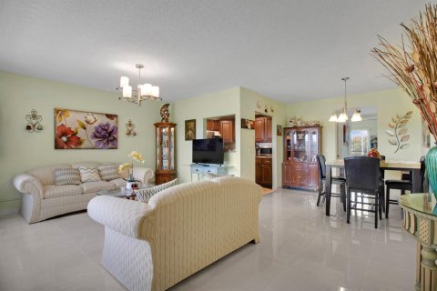 Купить кондоминиум в Бока-Ратон, Флорида 3 комнаты, 66.89м2, № 2083250 - фото 3