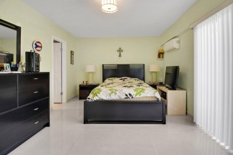 Купить кондоминиум в Бока-Ратон, Флорида 3 комнаты, 66.89м2, № 2083250 - фото 9