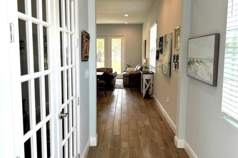 Villa ou maison à vendre à Kissimmee, Floride: 2 chambres, 144.65 m2 № 2341887 - photo 2