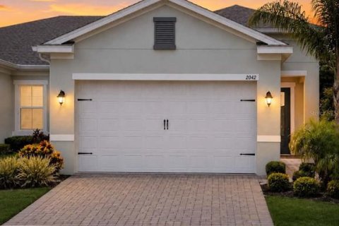 House in Kissimmee, Florida 2 bedrooms, 144.65 sq.m. № 2341887