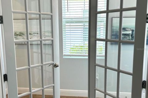 Villa ou maison à vendre à Kissimmee, Floride: 2 chambres, 144.65 m2 № 2341887 - photo 17