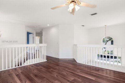 House in Cooper City, Florida 3 bedrooms, 195.84 sq.m. № 2088116 - photo 20
