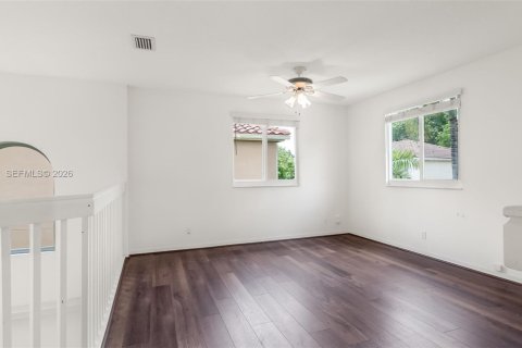 House in Cooper City, Florida 3 bedrooms, 195.84 sq.m. № 2088116 - photo 19