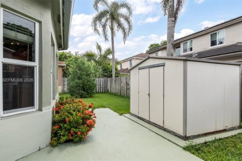 House in Cooper City, Florida 3 bedrooms, 195.84 sq.m. № 2088116 - photo 30