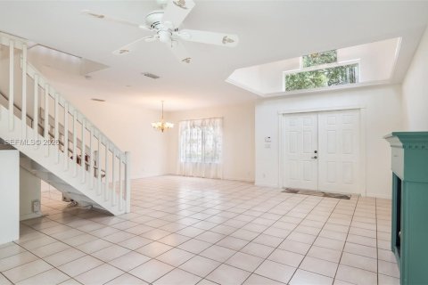 House in Cooper City, Florida 3 bedrooms, 195.84 sq.m. № 2088116 - photo 5